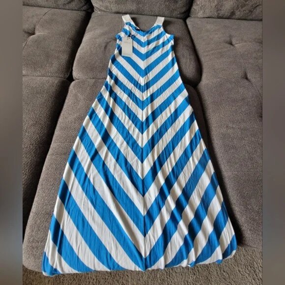Gorgeous Chevron Striped, Leather-Shouldered/Strapped Danier Maxi Summer Dress - Picture 3 of 6